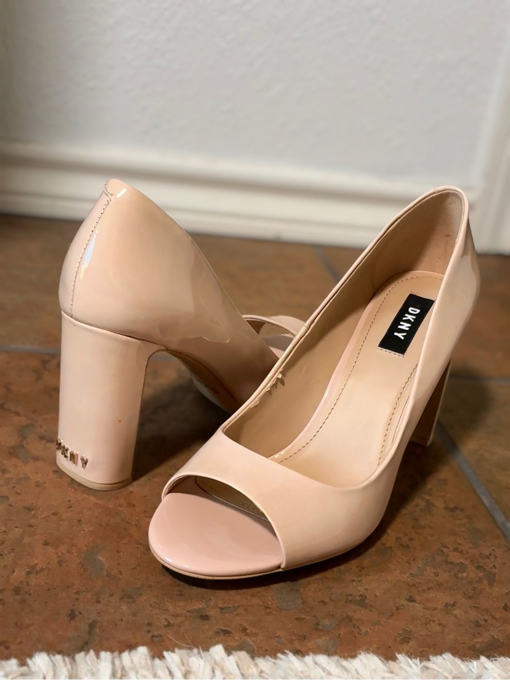 DKNY Nude Patent Peep Toe Block Heels Size 8